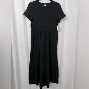 New with Tags Old Navy Short Sleeve Tiered Midi Dress